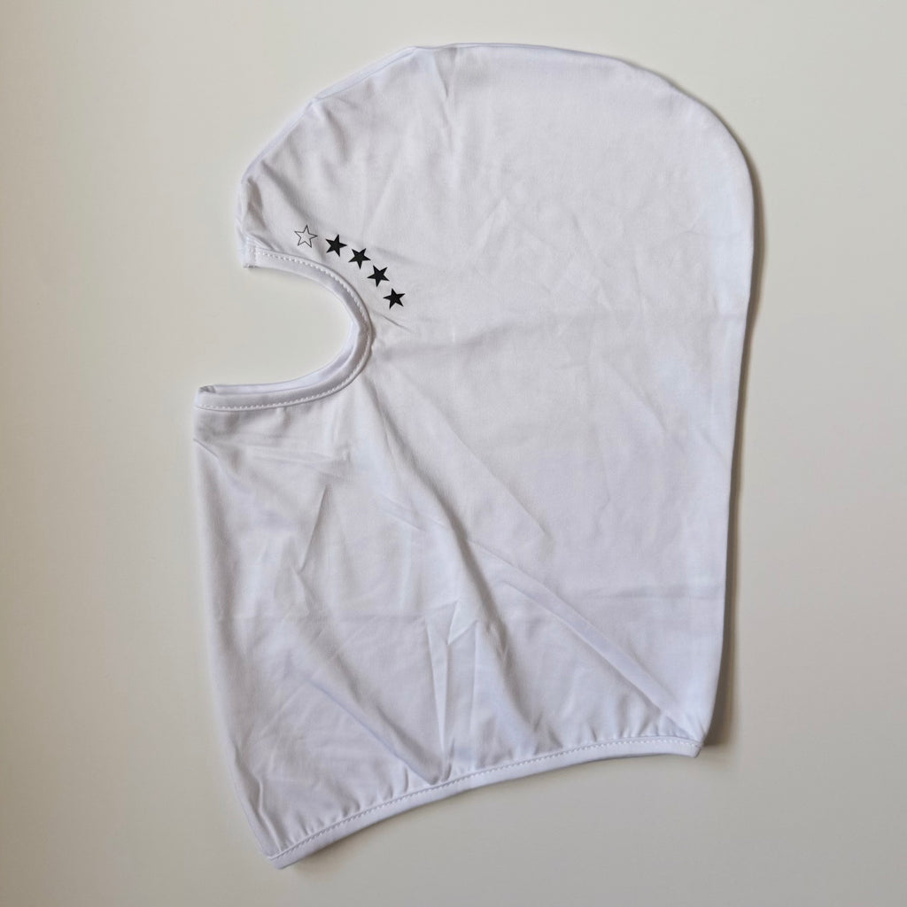 WHITE WANTED LEVEL MASK